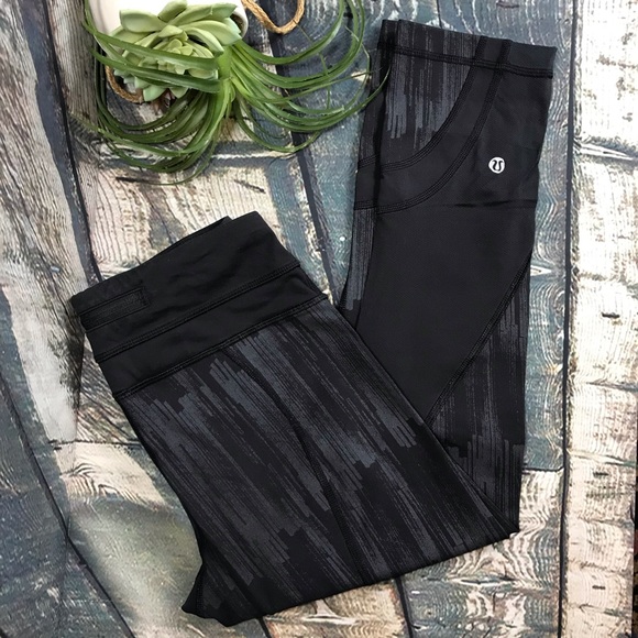 🍀🌸 Lululemon Run Inspire Capri leggings 🌸🍀 - Picture 2 of 16